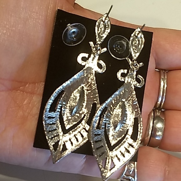 FINALPRICE🔥New big Silver Clear 💎 Earrings Crystals 💎 - Picture 5 of 8